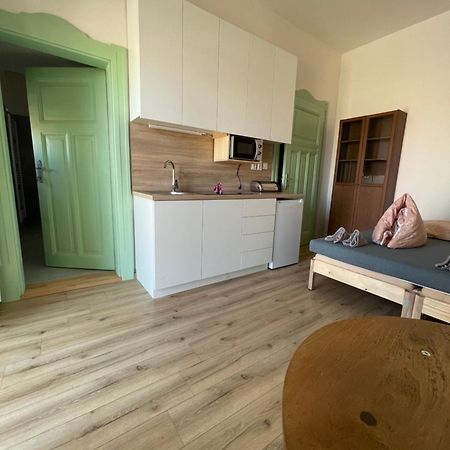 Garsoniera Ostrava City Centr, Na Hradbach 118 Buitenkant foto
